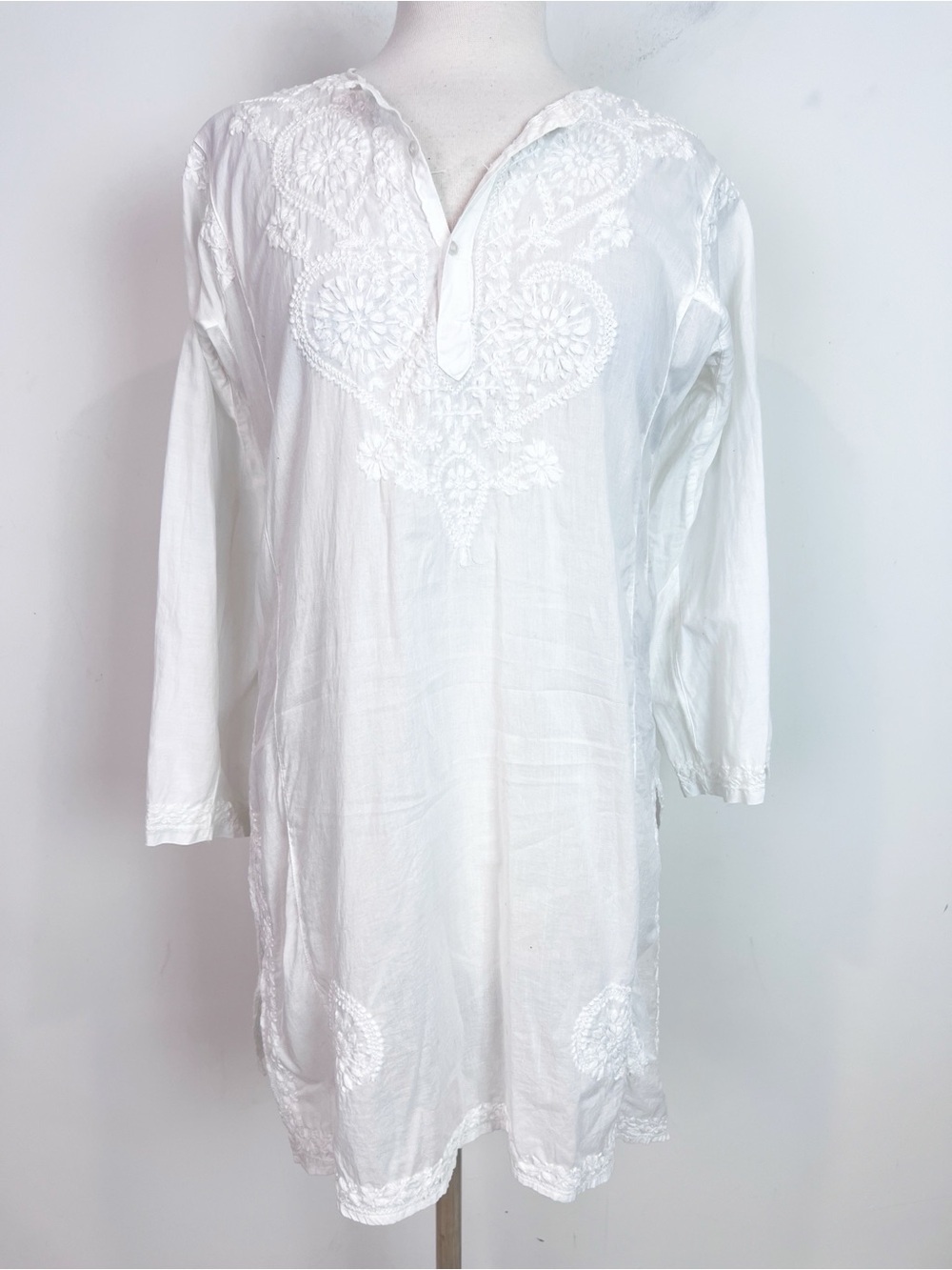 ALKA VORA WHITE EMBROIDERED SWIM BEACH COVER UP TUNIC DRESS MEDIUM